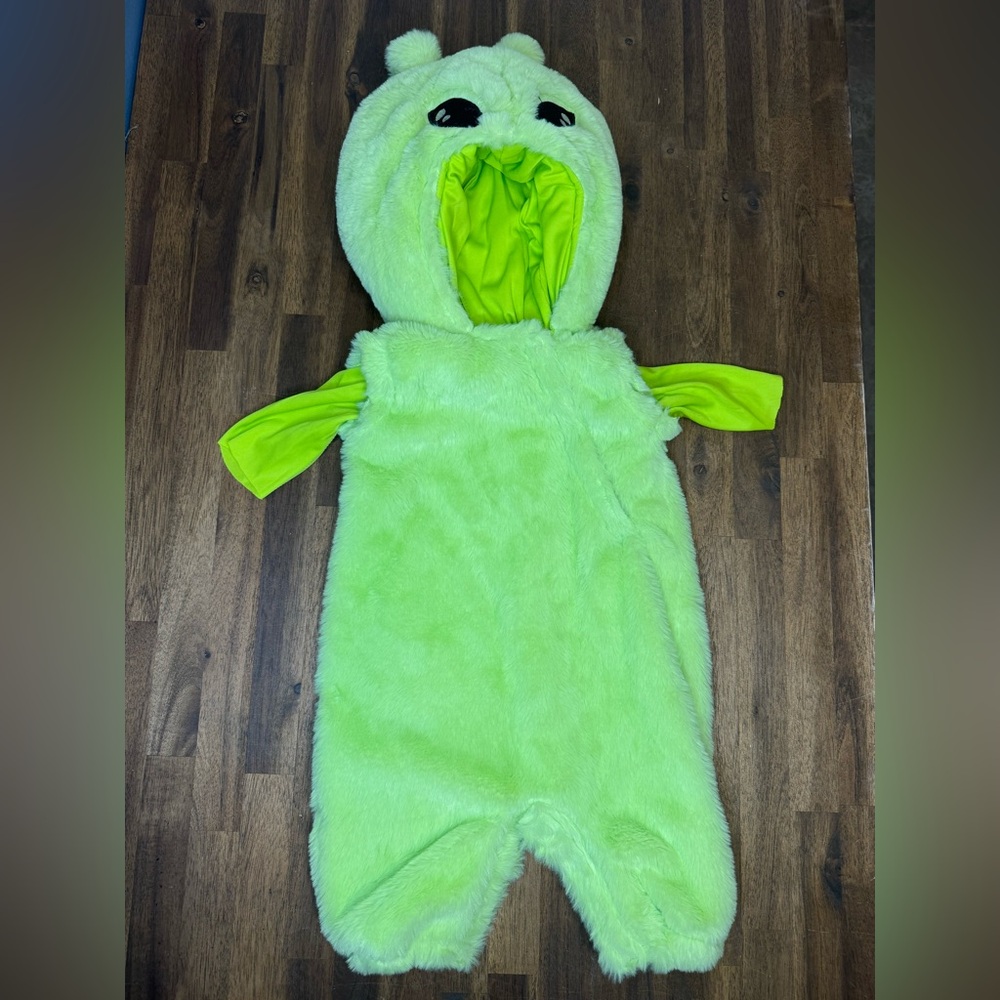 Pottery Barn Kids Green Alien Baby Costume MISSING Sleeves, 0-6 Months